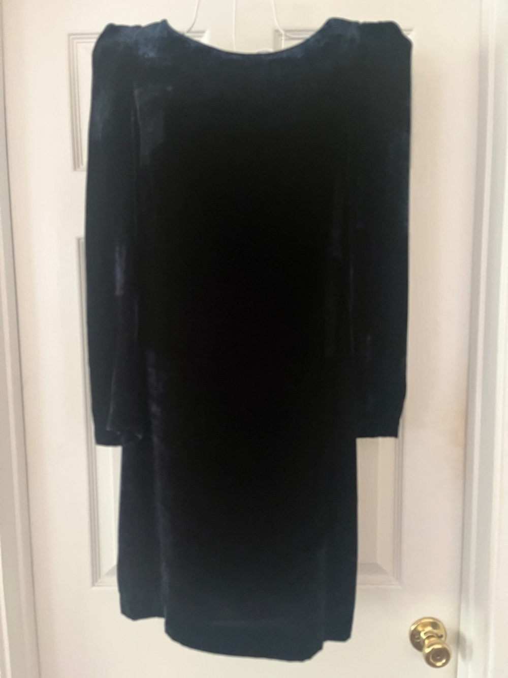 Drykorn Black Velvet Midi Dress with Long Sleeves